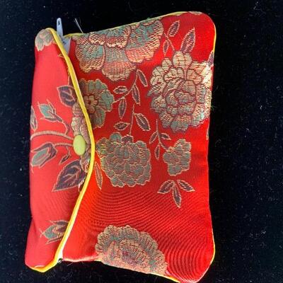 Asian pouch with zipper 