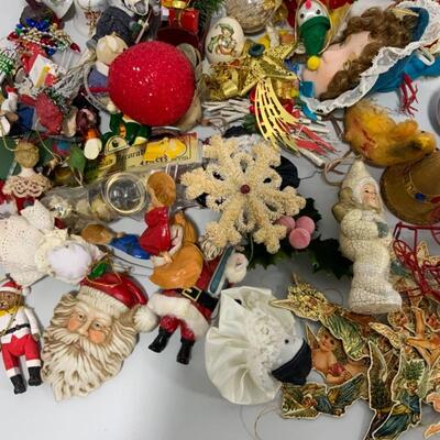 (147) Colorful Christmas Ornaments Lot