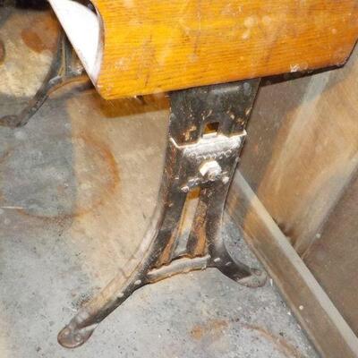 VINTAGE 1950'S ELEMENTARY DESK AND CHAIR.