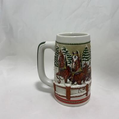 (173) Two Budweiser Christmas Mugs