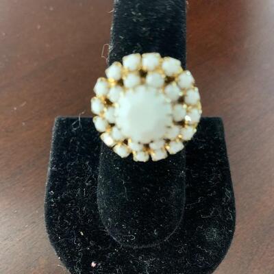 White pearl colored cluster Ring see description 
