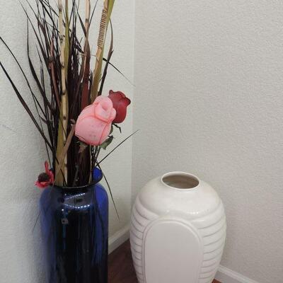 FLOOR VASES