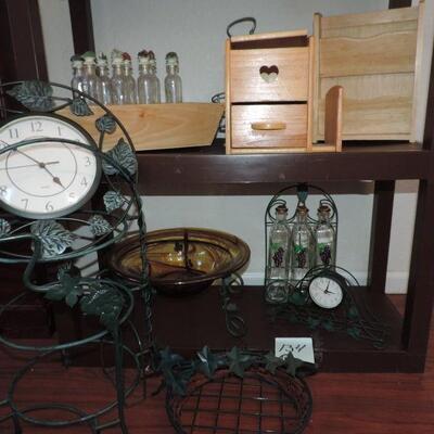 METAL-WOOD-GLASS DECOR