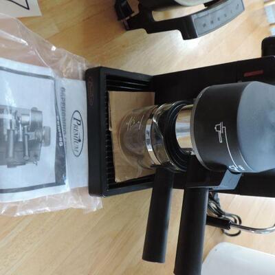 ELECTRIC SKILLET AND EXPRESSO MACHINE