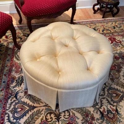 Tufted ottoman
