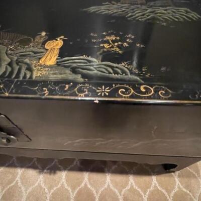 Chinoiserie coffee table with storage