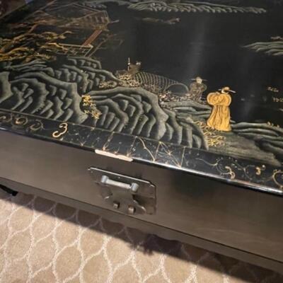 Chinoiserie coffee table with storage