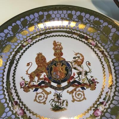 Lot 4-Z Tin Commemorative Plates from the Royal Collection