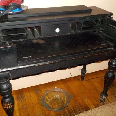 vintage solid wood desk. 36 x 24 x 32.