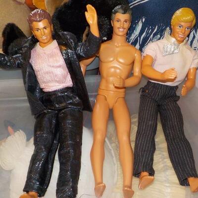 3 Ken's dolls 1986's.