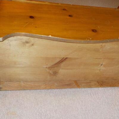 toy chest bench solid pine.