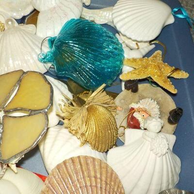 Santa's gift box of Ornaments 60+.