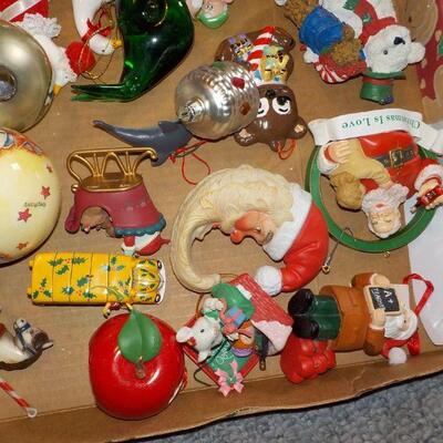 SANTA'S 2ND BOX OF XMASS ORNAMENTS.