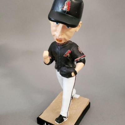 Lot 1: MLB Bobble Head Figurines