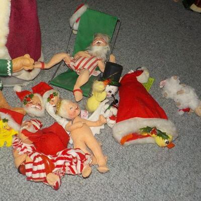 sANTA LOT NO. 4 OF SUPER XMAS DEALS.