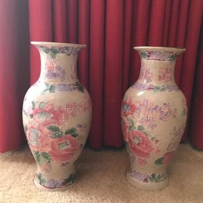 1980's Urn