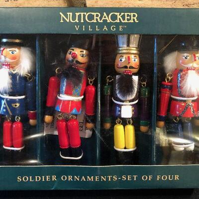 #211 Nutcracker Ornament Box 