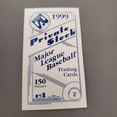 Lot 15: Lot of Misc Baseball Cards
