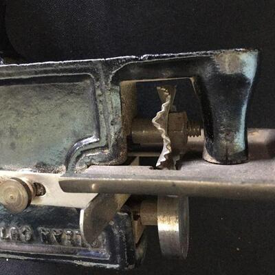 Antique Iron Crimper Pinker Shear (Held by Vice) Highland Machine Co, Pulaski, NY" Clean Cut Tool