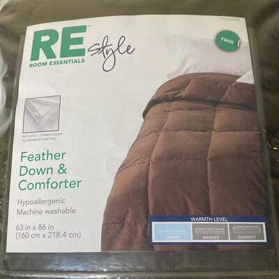Twin / Brown Feather & Down Comforter - A