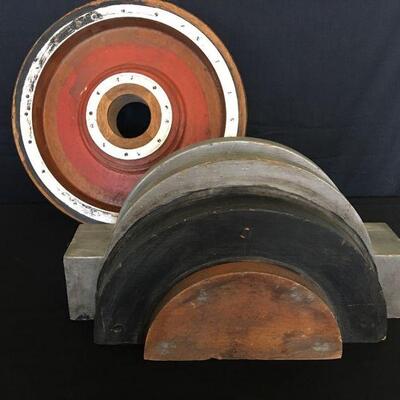 Wooden Foundry Mold Red/Silver