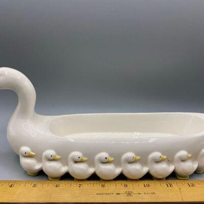 Fitz & Floyd Mother Duck with Ducklings Cracker Nut Cheese Serving Dish