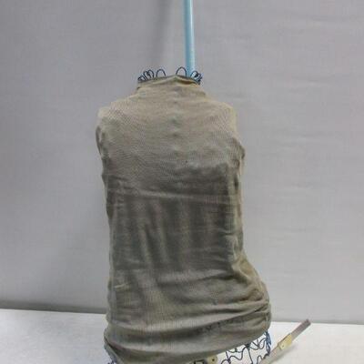 Lot 168 - Twin Fit Dress Form