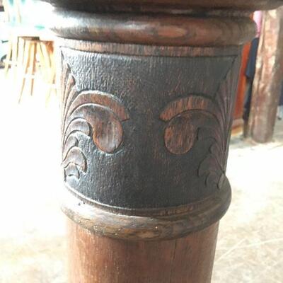 Antique Quartersawn Solid Oak Lecturn In Great Condition