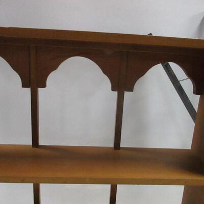 Lot 180 - Wooden Home Decor Items