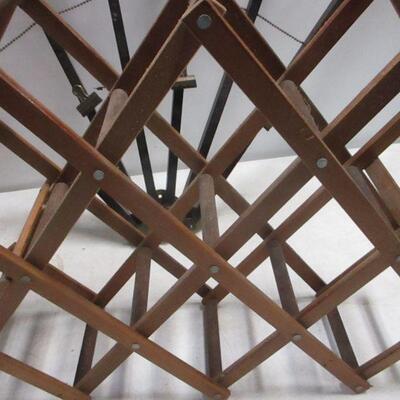 Lot 180 - Wooden Home Decor Items