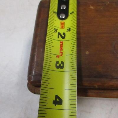 Lot 182 - Fisher Stainless Steel Or Alloy Laboratory Prong Chemistry Clamps & Wooden Tool Box