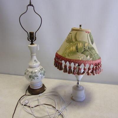 Lot 184 - Hobnail & Floral Lamps