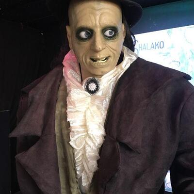 Master of Ceremonies - Animated Entertainer Lifesize Animatronic Figure