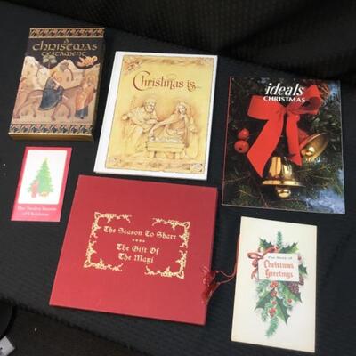 Lot of 4 Christmas Books & 2 Pamphlets