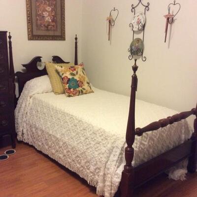 Matching Federal Twin Beds