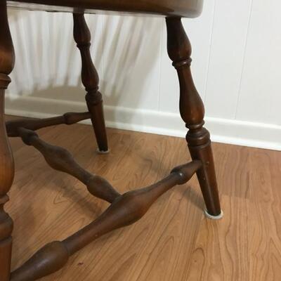 Stickler Captain Chairs