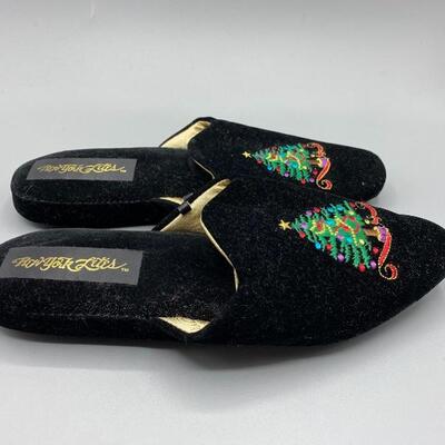 Black Velvet Christmas Slippers Size Medium YD#012-1120-00040