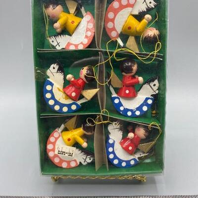 Vintage Wood Ornament Set YD#011-1120-00188