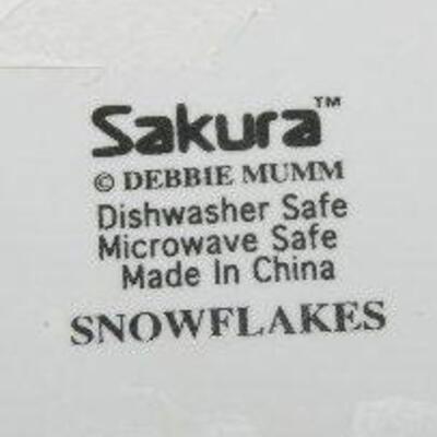 Sakuraâ„¢ "Snowflakes" Utensil Jar  Debbie Mumm