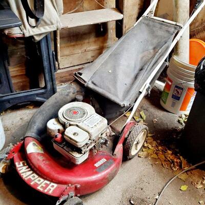 VINTAGE RED SNAPPET MOWER 