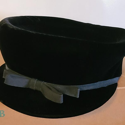 UM4: Womens Velet Soldier Mod Hat