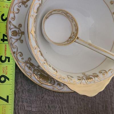 UM8: Noritake Christmas Ball