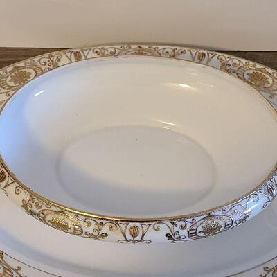UM8: Noritake Christmas Ball