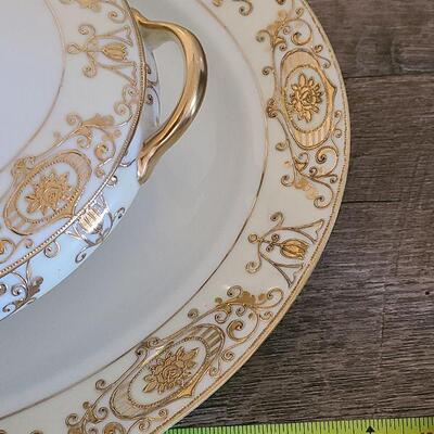 UM8: Noritake Christmas Ball