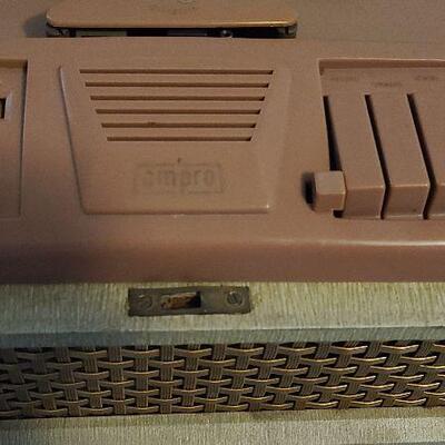 UM34: Ampro Reel to Reel Tape Recorder