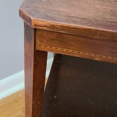 UB37: Vintage Side Table