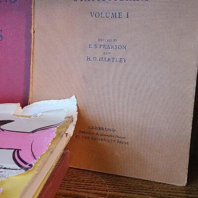 UB40: Lot of Vintage Books