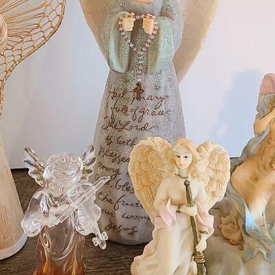 D57: Angel Collectibles
