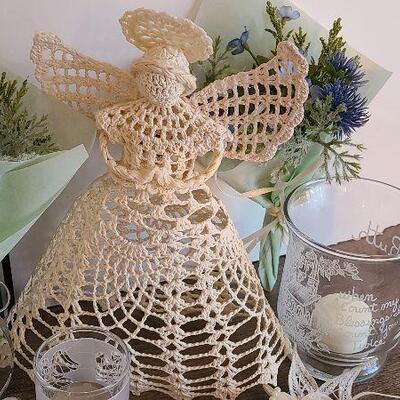 D59: Crochets Angel & DÃ©cor Lot