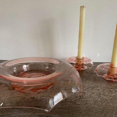 D70: Depression Glass